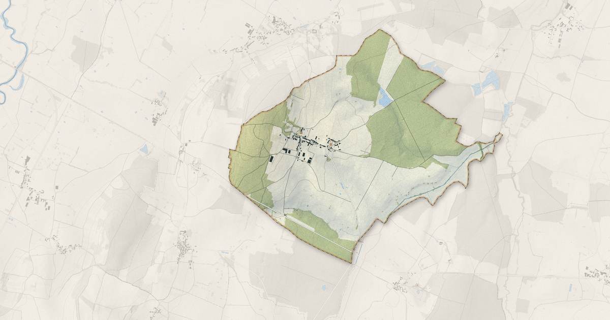 Portrait cartographique de Champagny-sous-Uxelles : relief, eau, forêts, bâti et voies, calculés à partir des données de l'IGN