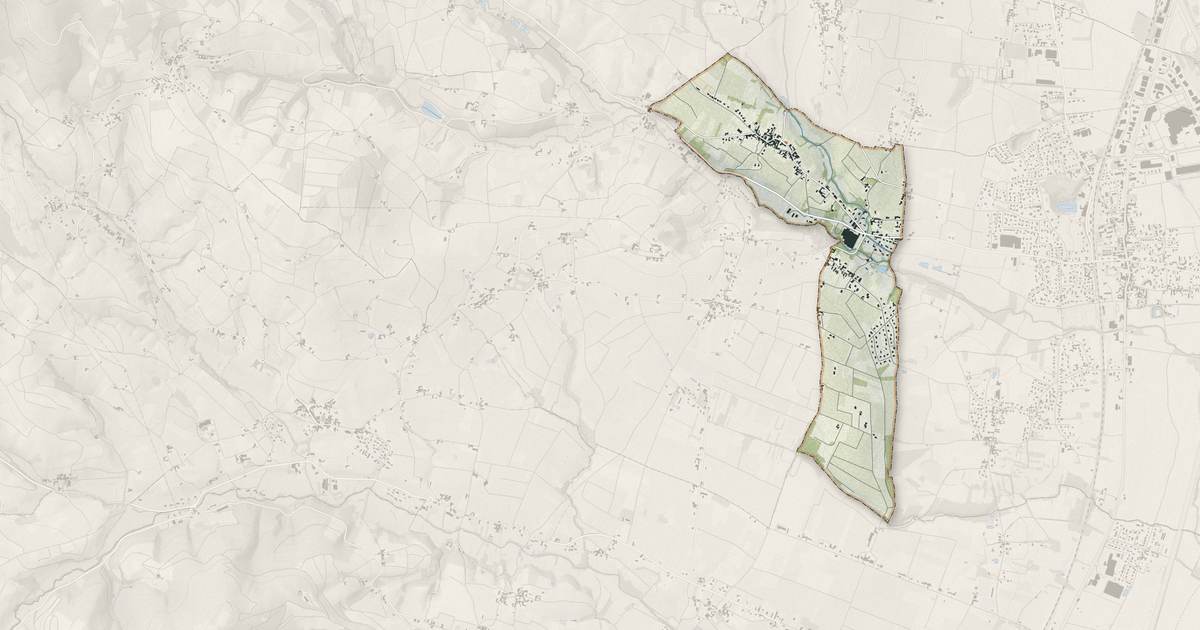 Portrait cartographique de Chânes : relief, eau, forêts, bâti et voies, calculés à partir des données de l'IGN