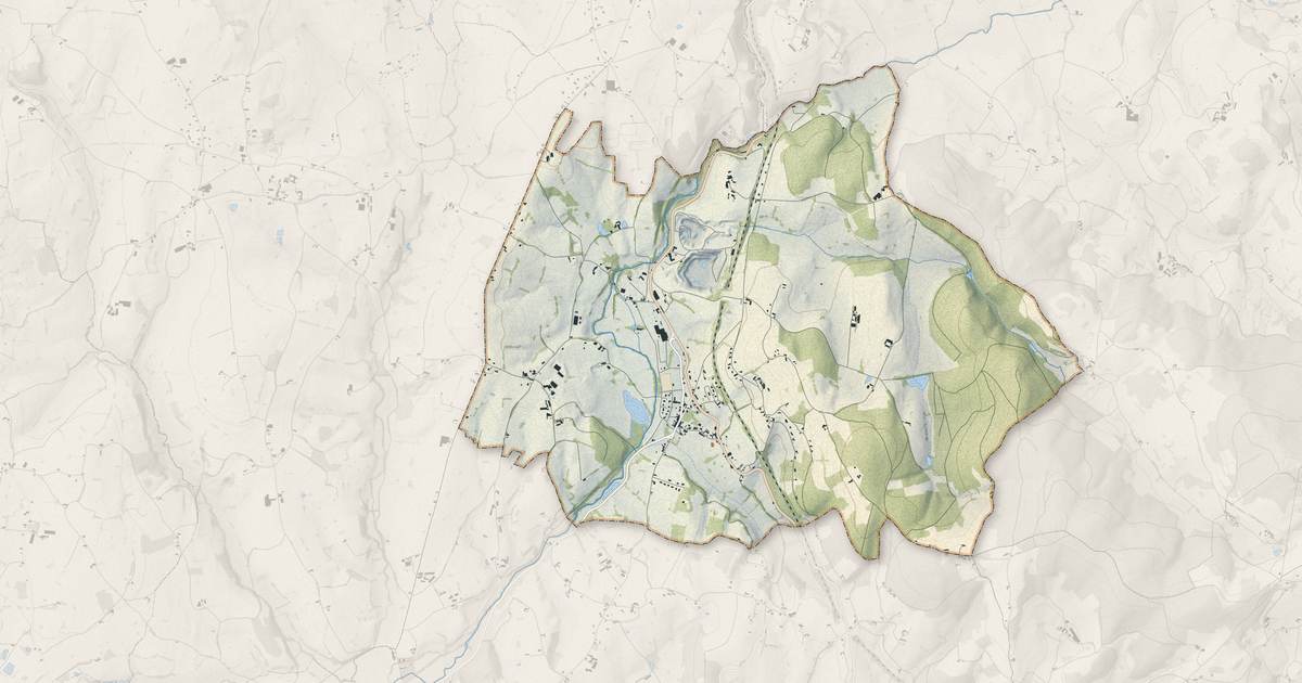 Portrait cartographique de La Chapelle-sous-Dun : relief, eau, forêts, bâti et voies, calculés à partir des données de l'IGN