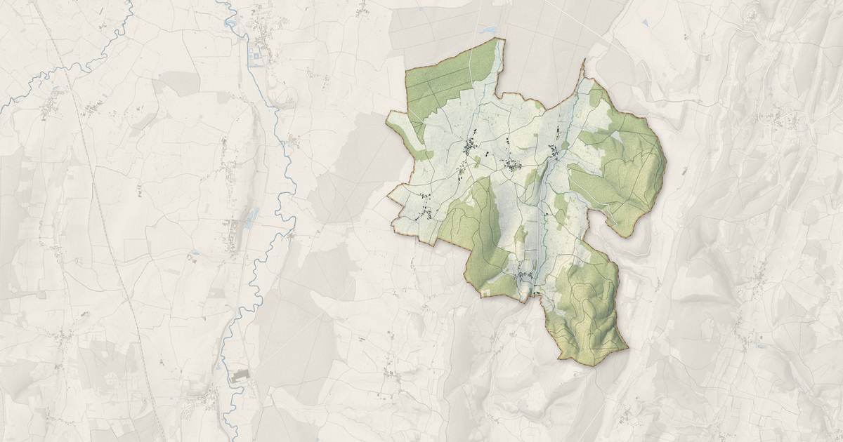 Portrait cartographique de Chissey-lès-Mâcon : relief, eau, forêts, bâti et voies, calculés à partir des données de l'IGN