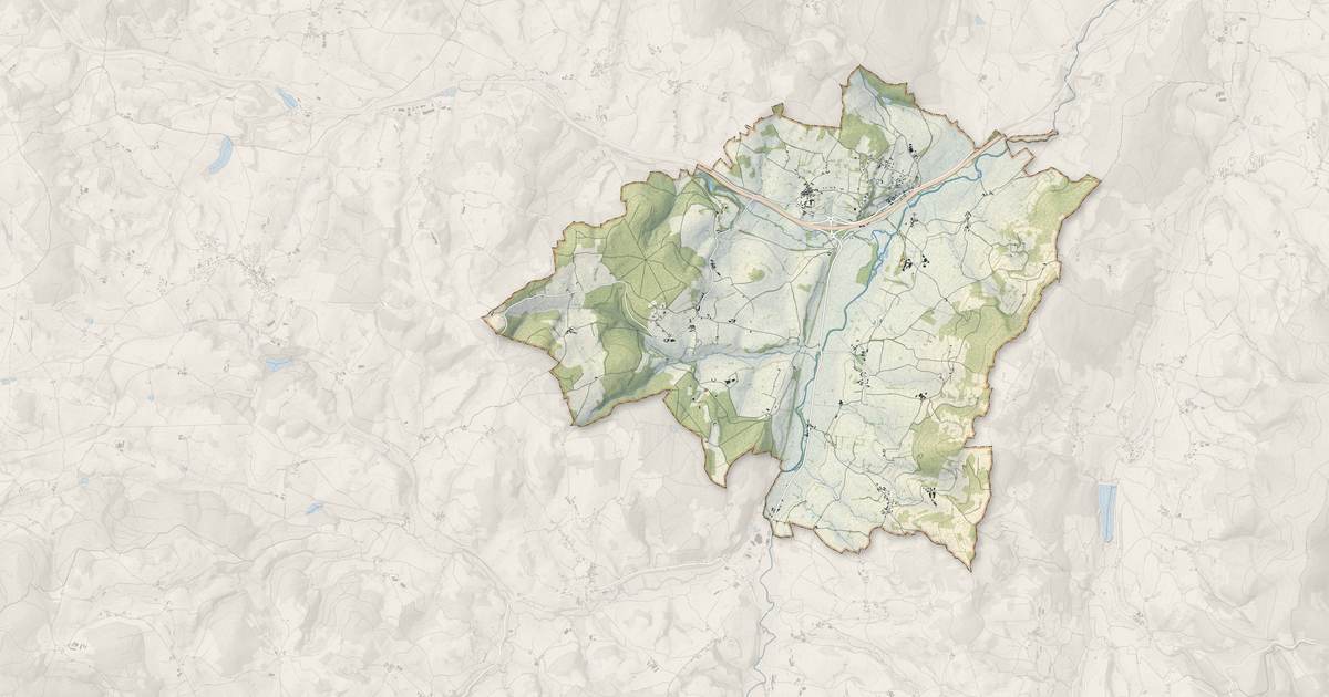 Portrait cartographique de Navour-sur-Grosne : relief, eau, forêts, bâti et voies, calculés à partir des données de l'IGN