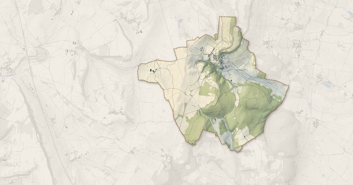 Portrait cartographique de Culles-les-Roches : relief, eau, forêts, bâti et voies, calculés à partir des données de l'IGN