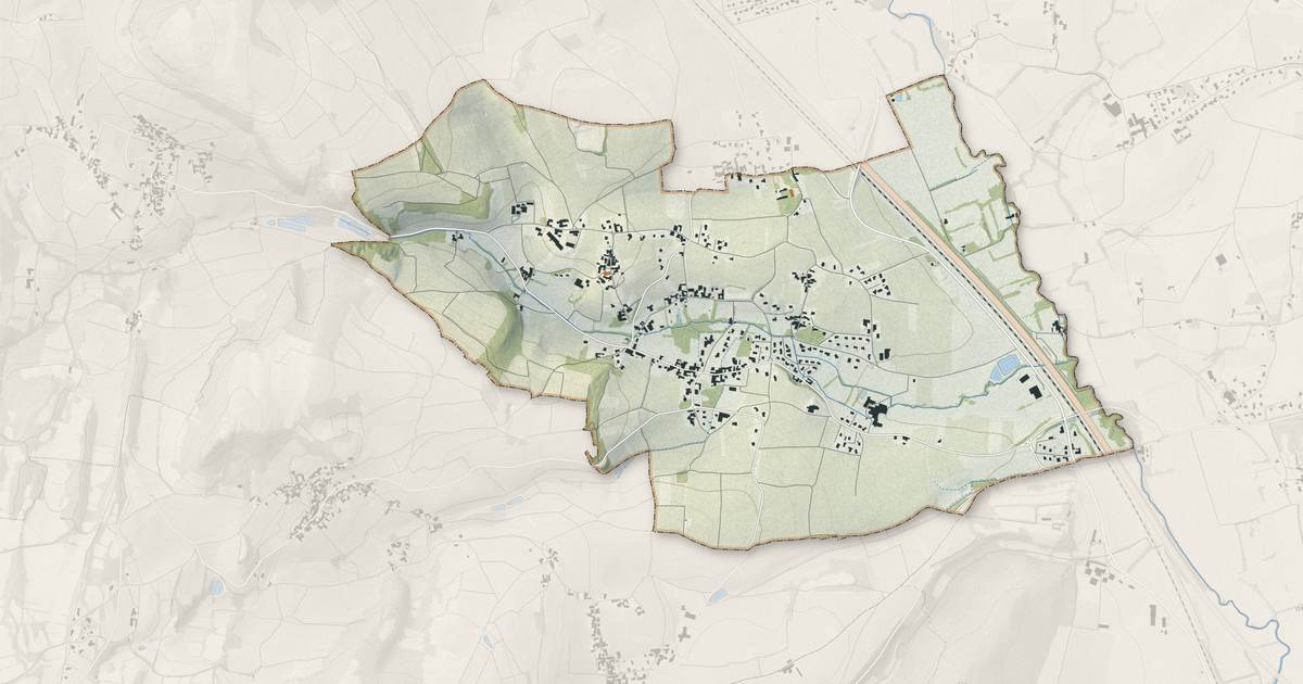 Portrait cartographique de Davayé : relief, eau, forêts, bâti et voies, calculés à partir des données de l'IGN