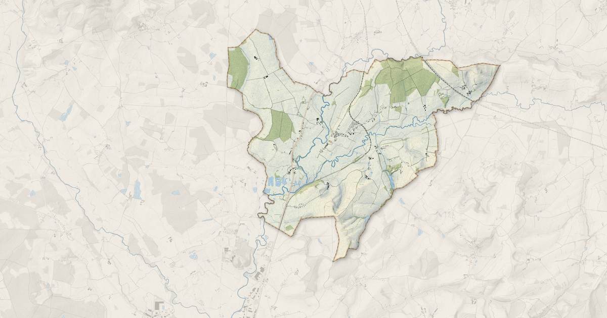 Portrait cartographique de Dracy-Saint-Loup : relief, eau, forêts, bâti et voies, calculés à partir des données de l'IGN