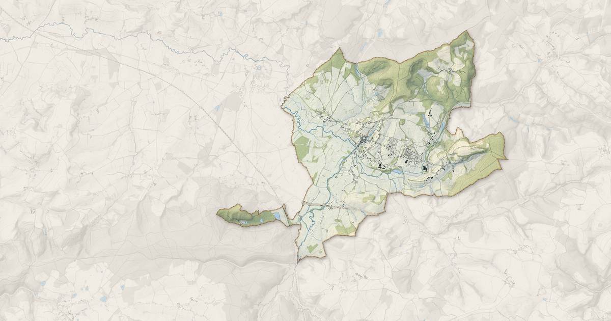 Portrait cartographique de Épinac : relief, eau, forêts, bâti et voies, calculés à partir des données de l'IGN