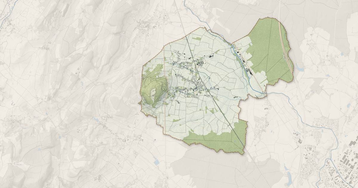 Portrait cartographique de Fontaines : relief, eau, forêts, bâti et voies, calculés à partir des données de l'IGN