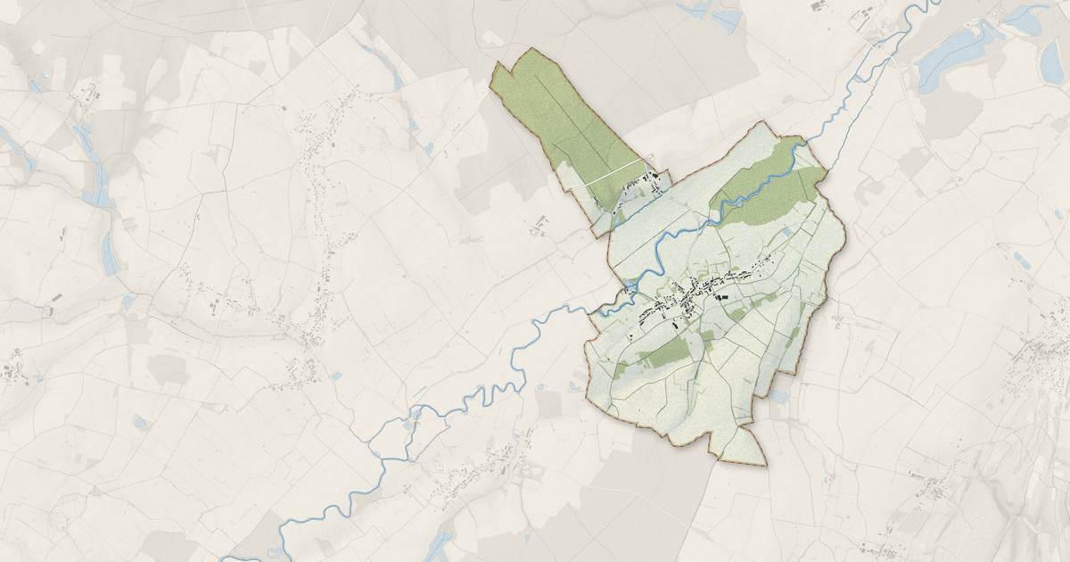 Portrait cartographique de Lalheue : relief, eau, forêts, bâti et voies, calculés à partir des données de l'IGN
