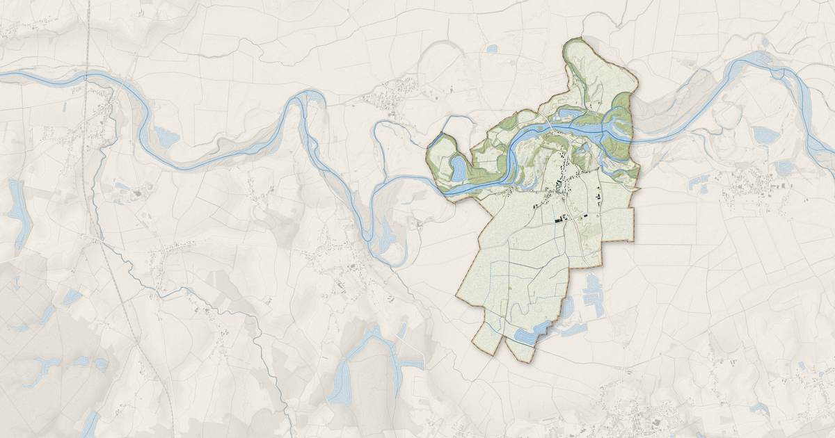 Portrait cartographique de Lays-sur-le-Doubs : relief, eau, forêts, bâti et voies, calculés à partir des données de l'IGN