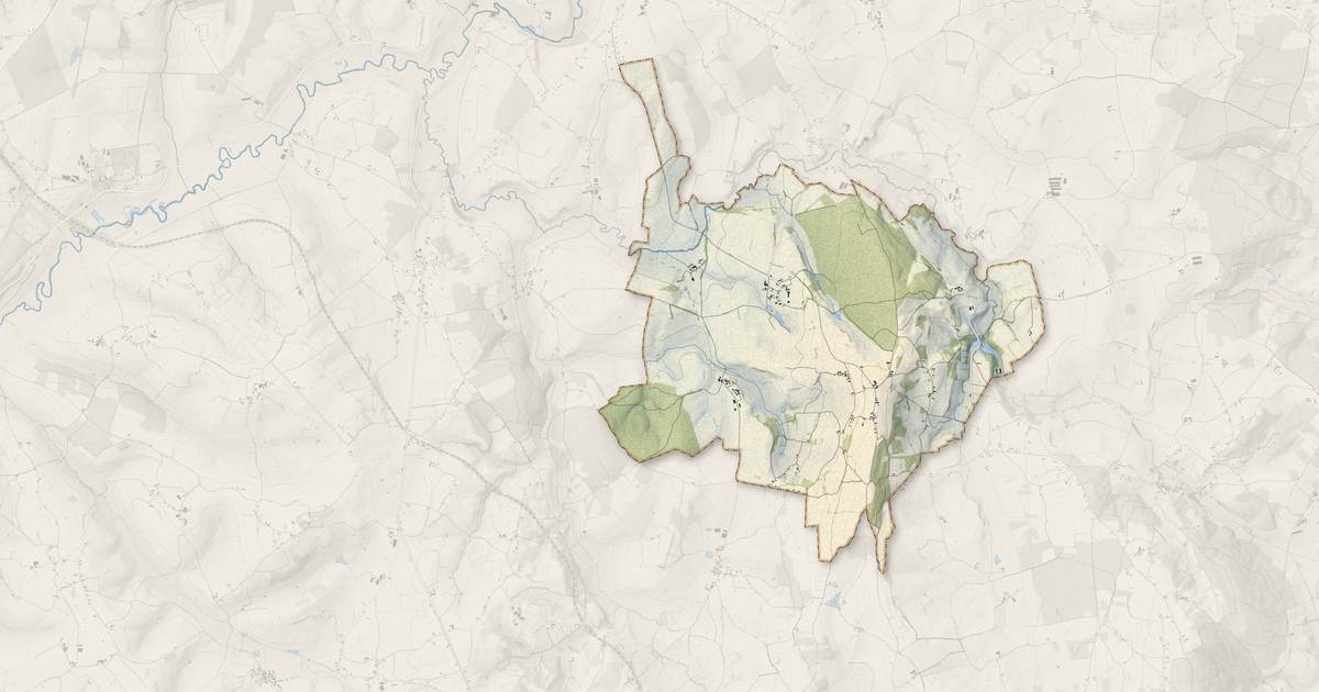 Portrait cartographique de Marcilly-la-Gueurce : relief, eau, forêts, bâti et voies, calculés à partir des données de l'IGN