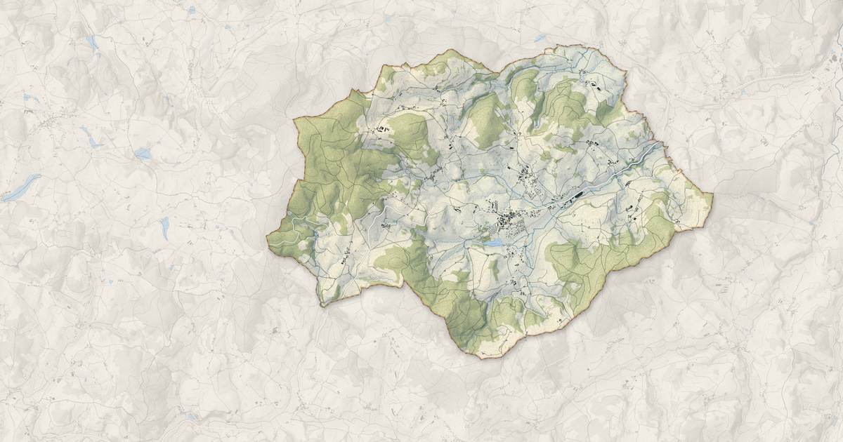Portrait cartographique de Matour : relief, eau, forêts, bâti et voies, calculés à partir des données de l'IGN