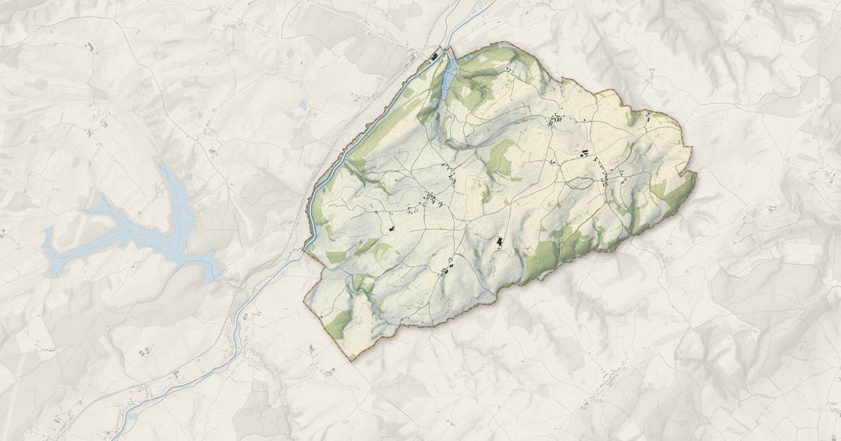 Portrait cartographique de Morey : relief, eau, forêts, bâti et voies, calculés à partir des données de l'IGN