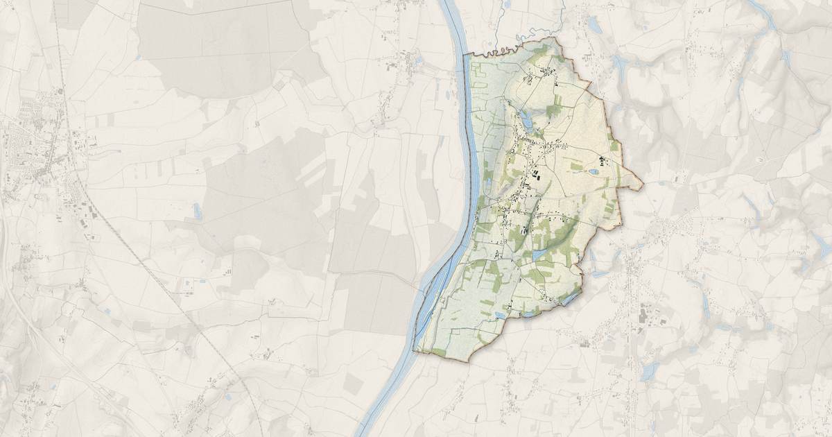 Portrait cartographique de Ormes : relief, eau, forêts, bâti et voies, calculés à partir des données de l'IGN