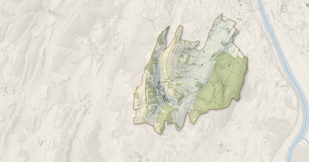 Portrait cartographique de Plottes : relief, eau, forêts, bâti et voies, calculés à partir des données de l'IGN