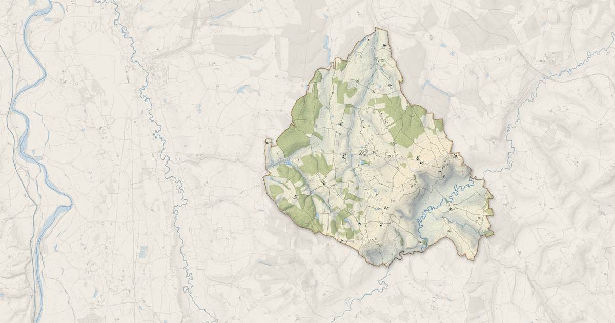 Portrait cartographique de Poisson : relief, eau, forêts, bâti et voies, calculés à partir des données de l'IGN