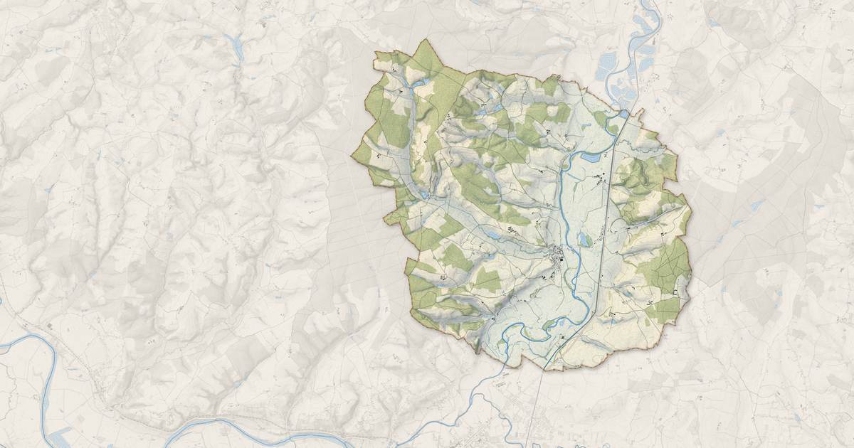 Portrait cartographique de Rigny-sur-Arroux : relief, eau, forêts, bâti et voies, calculés à partir des données de l'IGN
