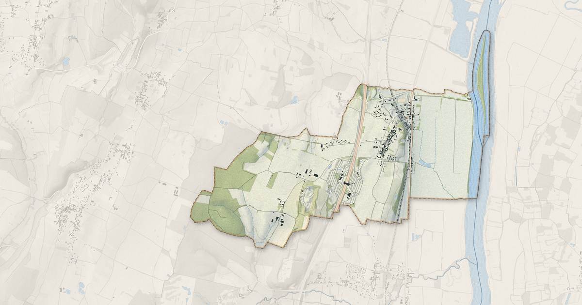 Portrait cartographique de Saint-Albain : relief, eau, forêts, bâti et voies, calculés à partir des données de l'IGN