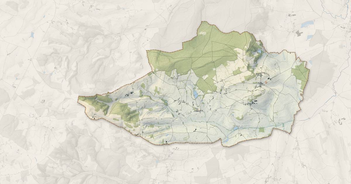 Portrait cartographique de Saint-André-le-Désert : relief, eau, forêts, bâti et voies, calculés à partir des données de l'IGN