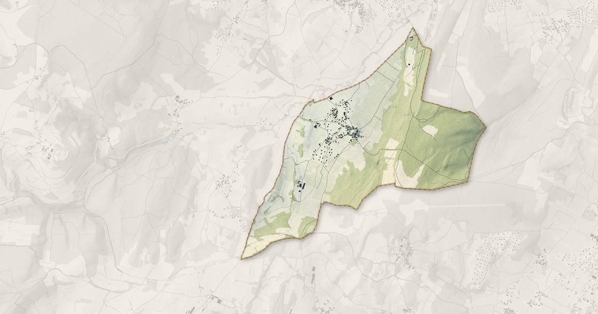 Portrait cartographique de Saint-Denis-de-Vaux : relief, eau, forêts, bâti et voies, calculés à partir des données de l'IGN