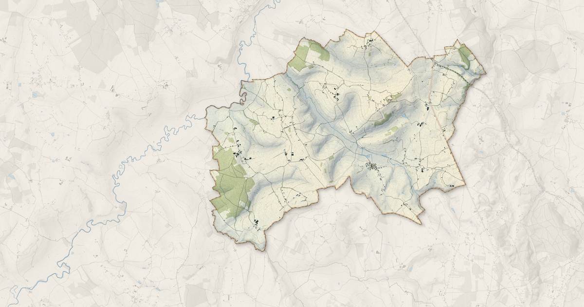 Portrait cartographique de Saint-Julien-de-Civry : relief, eau, forêts, bâti et voies, calculés à partir des données de l'IGN