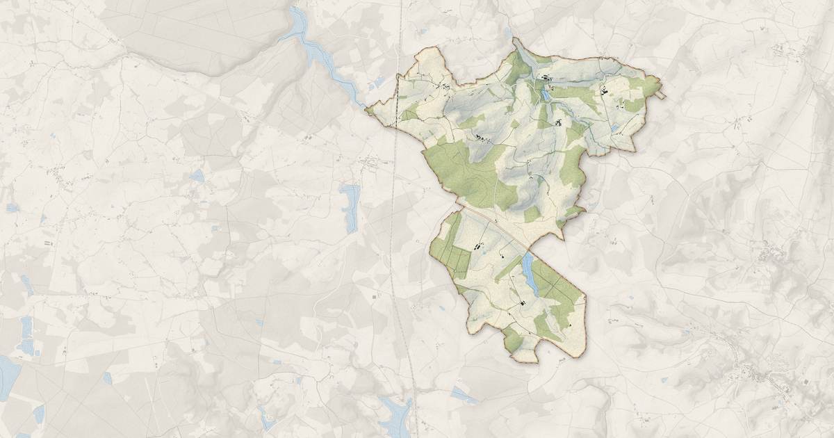 Portrait cartographique de Saint-Martin-de-Commune : relief, eau, forêts, bâti et voies, calculés à partir des données de l'IGN