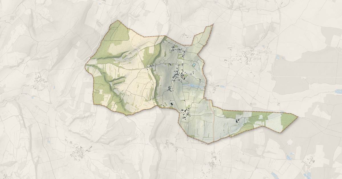 Portrait cartographique de Saint-Vallerin : relief, eau, forêts, bâti et voies, calculés à partir des données de l'IGN