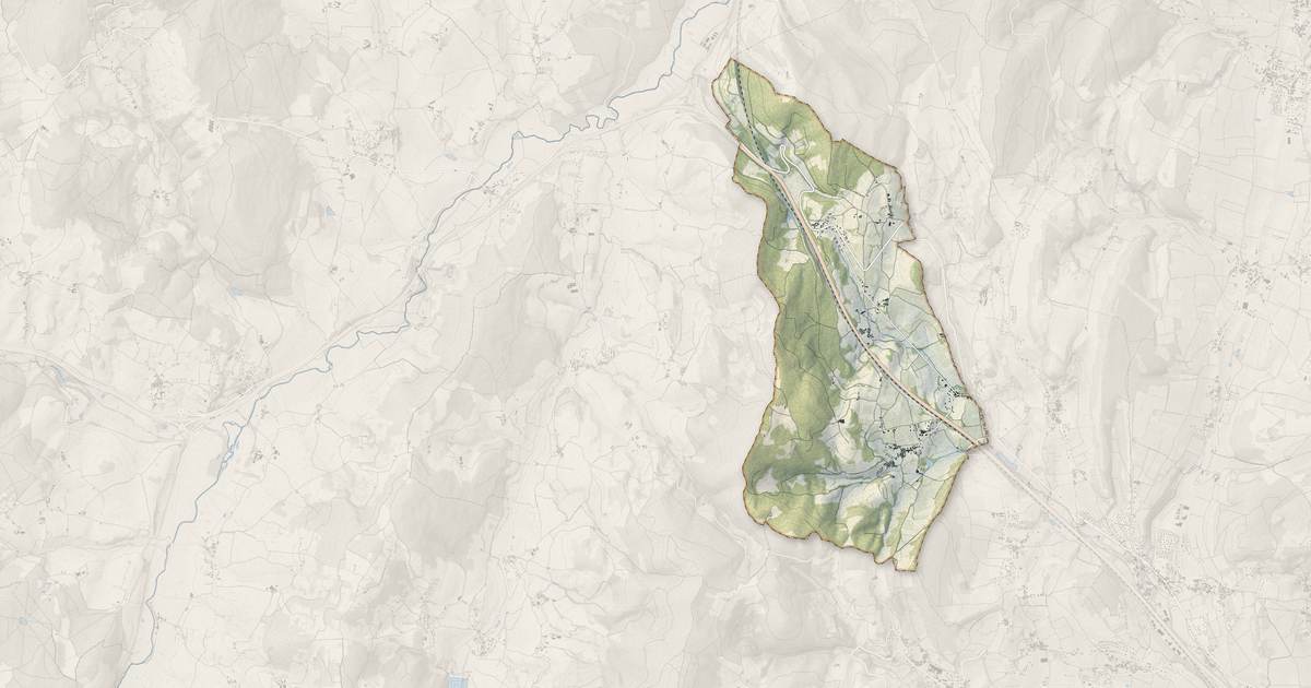 Portrait cartographique de Sologny : relief, eau, forêts, bâti et voies, calculés à partir des données de l'IGN