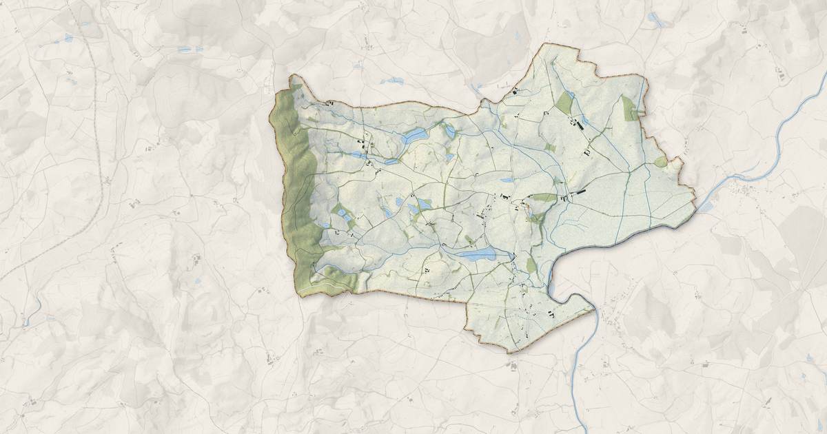 Portrait cartographique de Thil-sur-Arroux : relief, eau, forêts, bâti et voies, calculés à partir des données de l'IGN