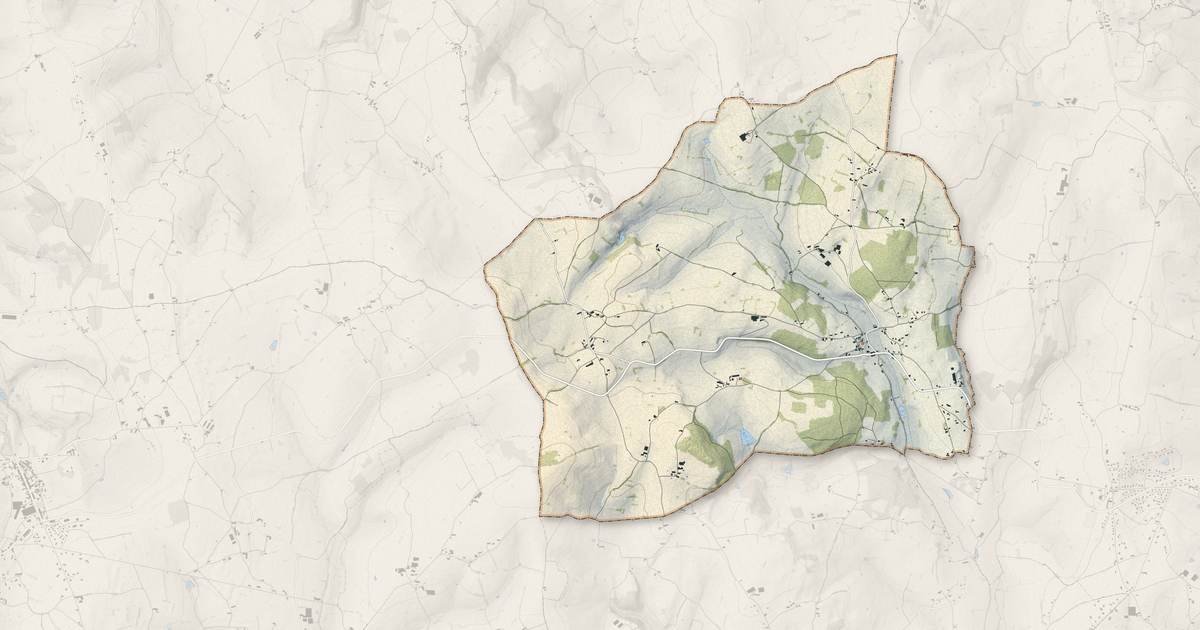 Portrait cartographique de Vareilles : relief, eau, forêts, bâti et voies, calculés à partir des données de l'IGN