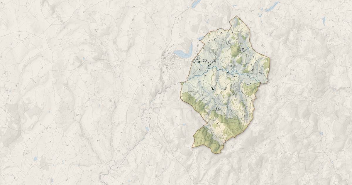Portrait cartographique de Varennes-sous-Dun : relief, eau, forêts, bâti et voies, calculés à partir des données de l'IGN
