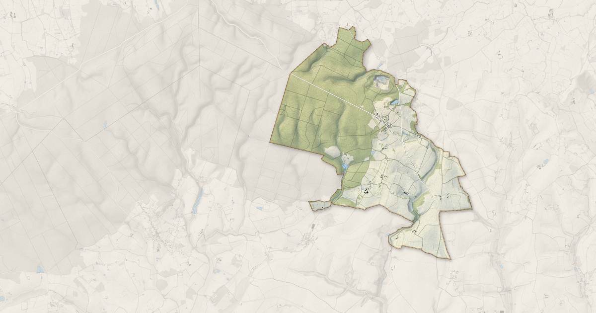 Portrait cartographique de Aillières-Beauvoir : relief, eau, forêts, bâti et voies, calculés à partir des données de l'IGN