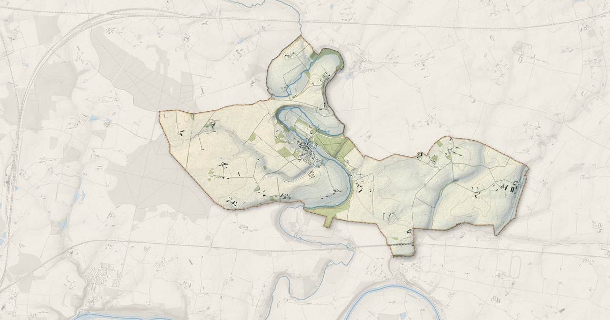 Portrait cartographique de Asnières-sur-Vègre : relief, eau, forêts, bâti et voies, calculés à partir des données de l'IGN