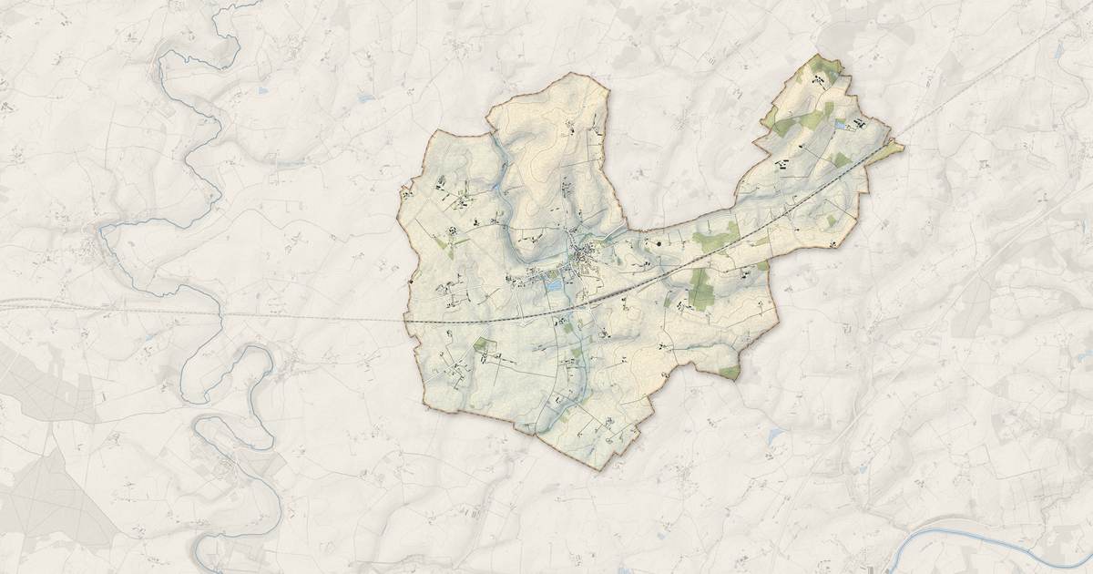 Portrait cartographique de Chantenay-Villedieu : relief, eau, forêts, bâti et voies, calculés à partir des données de l'IGN