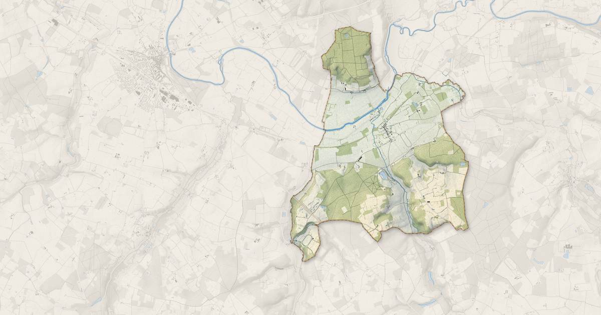 Portrait cartographique de La Chapelle-aux-Choux : relief, eau, forêts, bâti et voies, calculés à partir des données de l'IGN