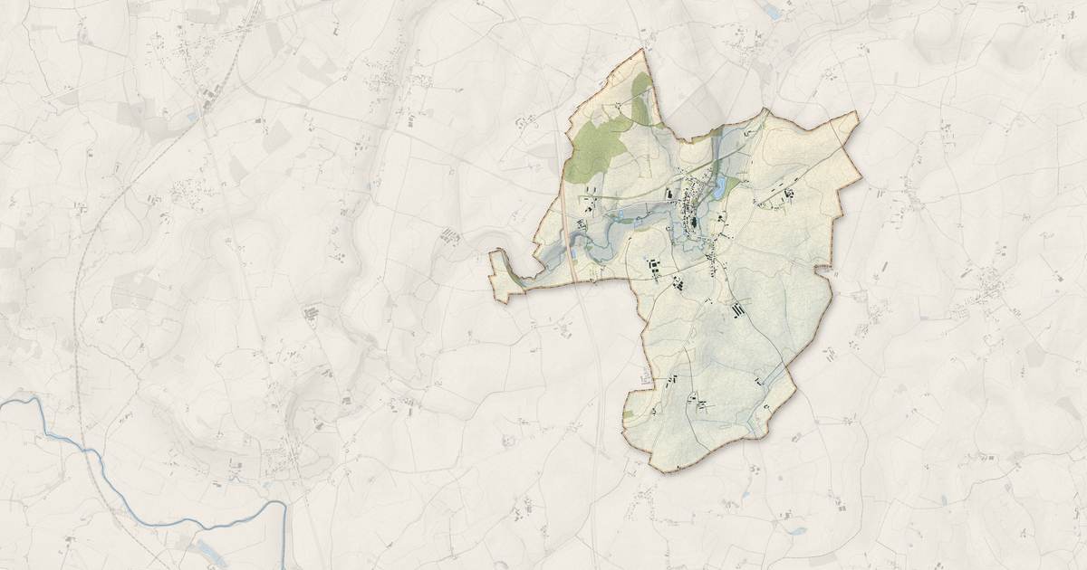 Portrait cartographique de Chérancé : relief, eau, forêts, bâti et voies, calculés à partir des données de l'IGN