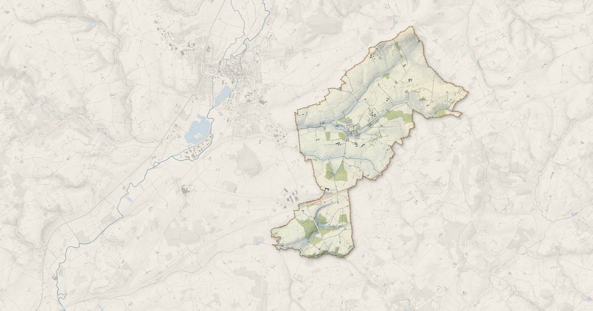 Portrait cartographique de Cormes : relief, eau, forêts, bâti et voies, calculés à partir des données de l'IGN