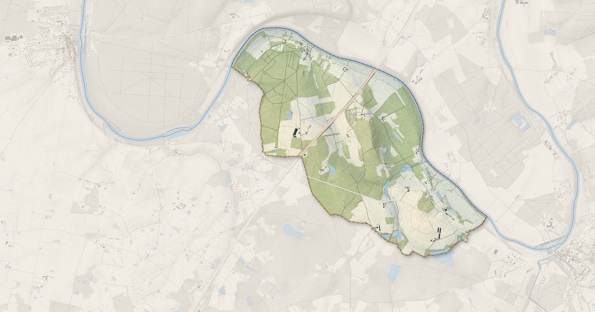 Portrait cartographique de Dureil : relief, eau, forêts, bâti et voies, calculés à partir des données de l'IGN