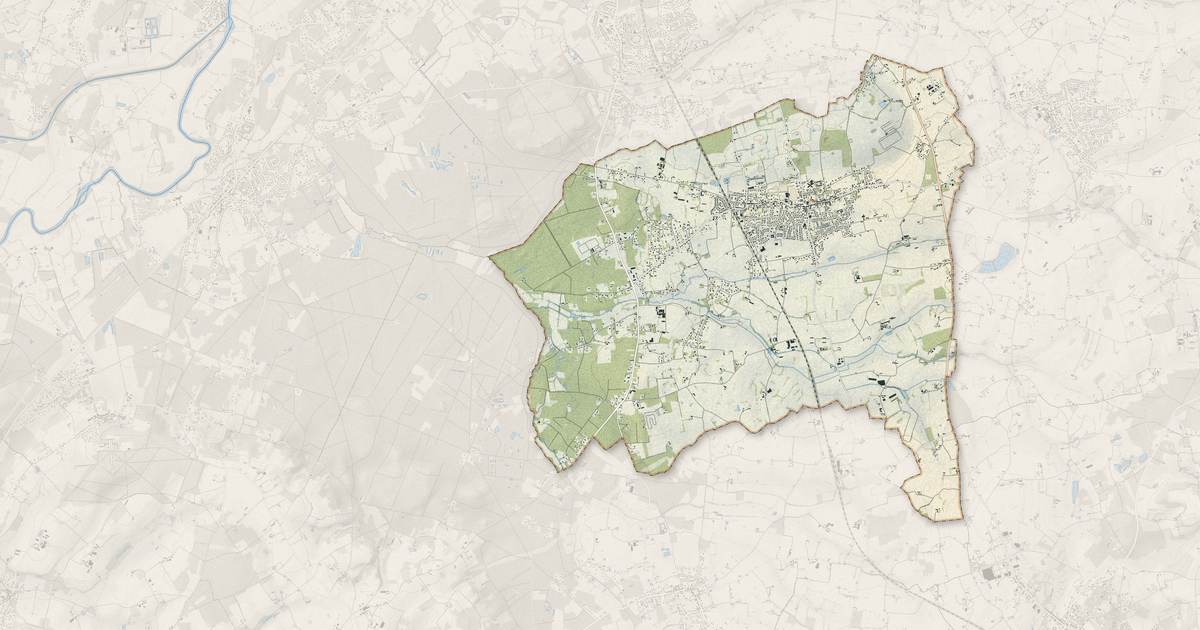 Portrait cartographique de Laigné-Saint-Gervais : relief, eau, forêts, bâti et voies, calculés à partir des données de l'IGN