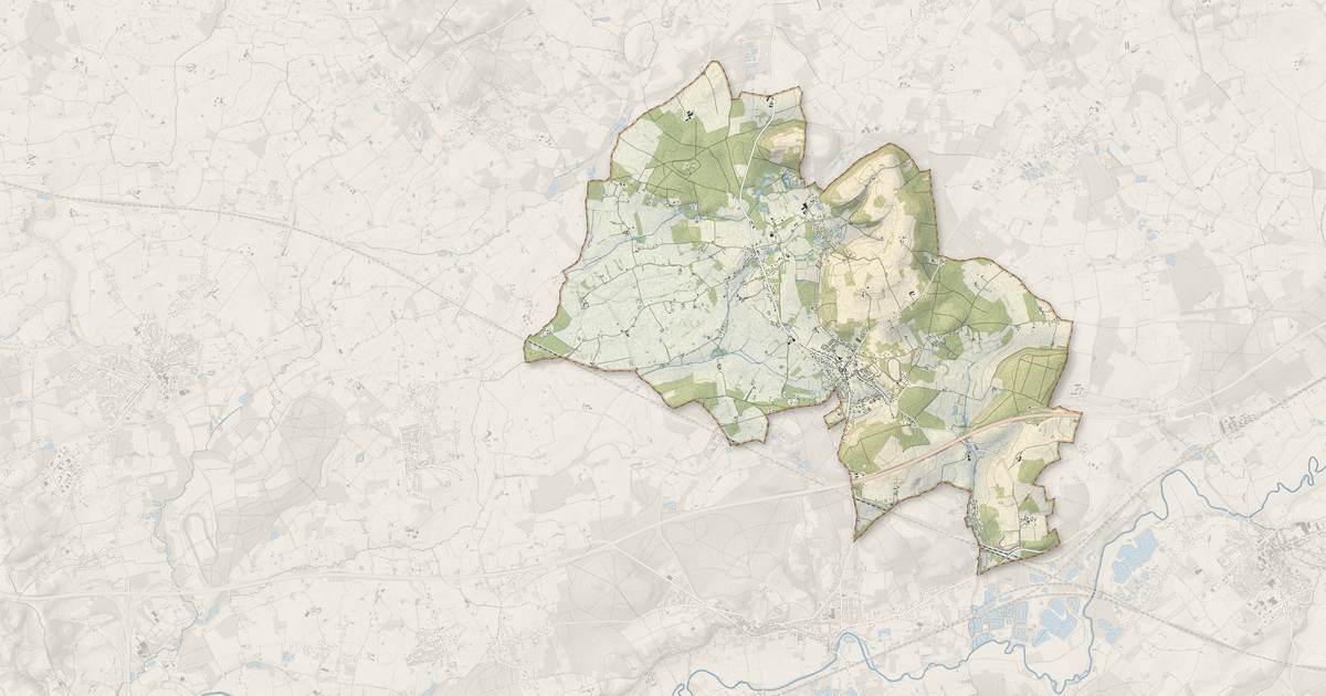 Portrait cartographique de Lombron : relief, eau, forêts, bâti et voies, calculés à partir des données de l'IGN