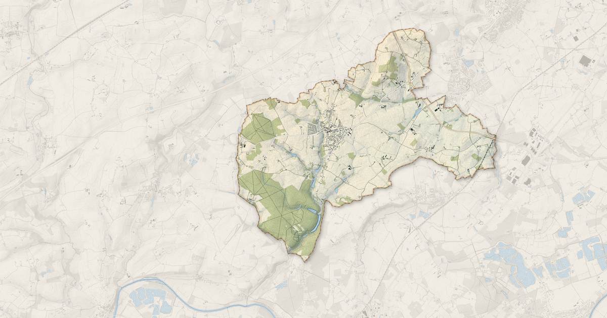 Portrait cartographique de Louplande : relief, eau, forêts, bâti et voies, calculés à partir des données de l'IGN