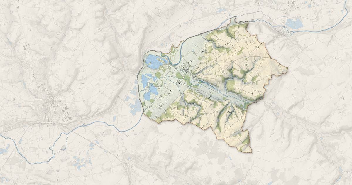 Portrait cartographique de Marçon : relief, eau, forêts, bâti et voies, calculés à partir des données de l'IGN