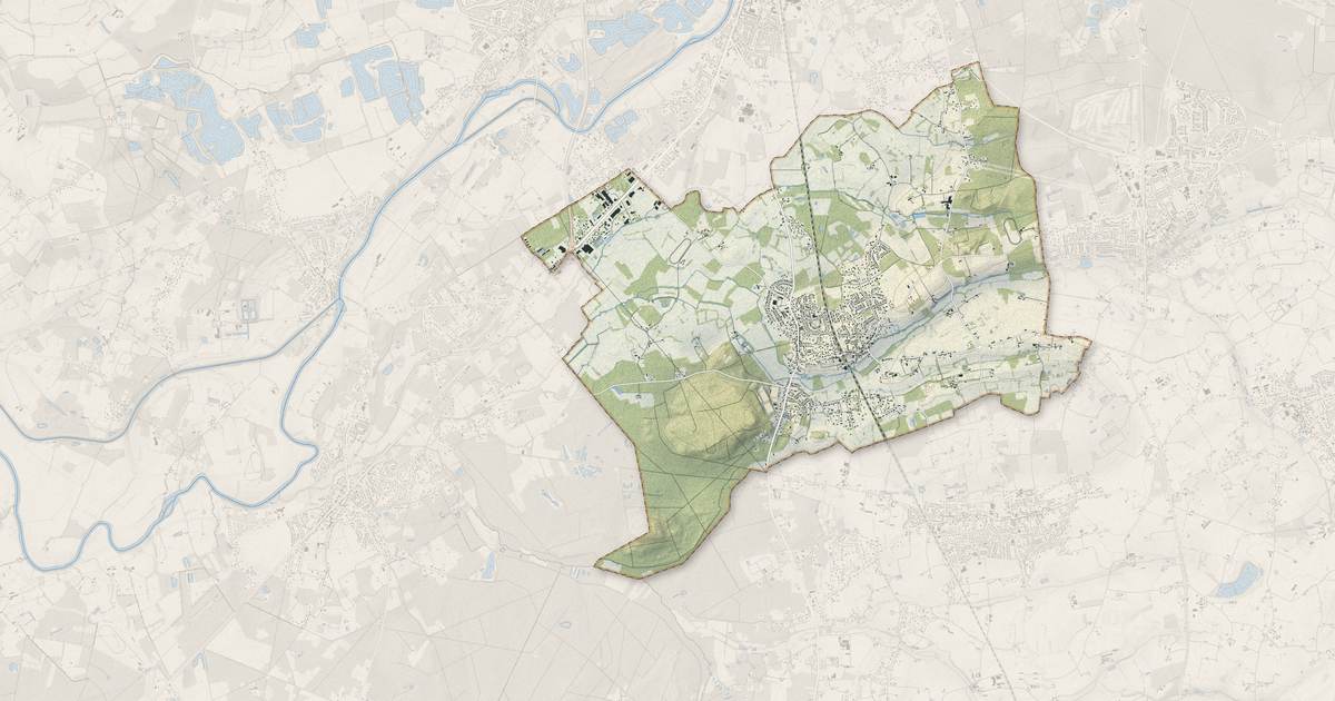 Portrait cartographique de Moncé-en-Belin : relief, eau, forêts, bâti et voies, calculés à partir des données de l'IGN