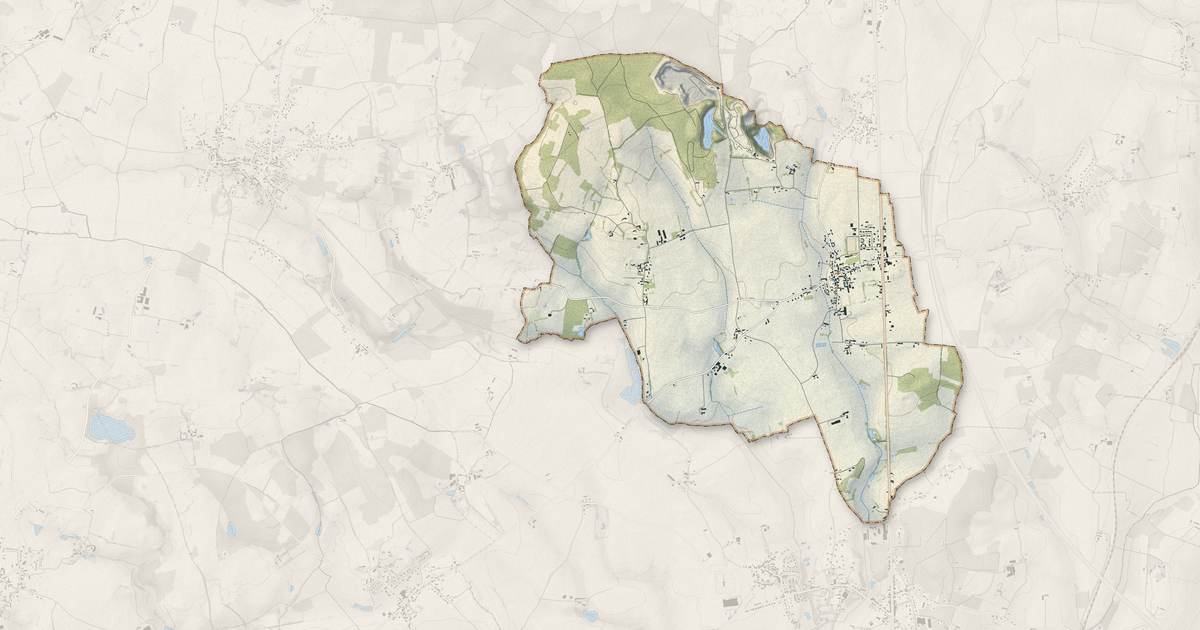 Portrait cartographique de Oisseau-le-Petit : relief, eau, forêts, bâti et voies, calculés à partir des données de l'IGN