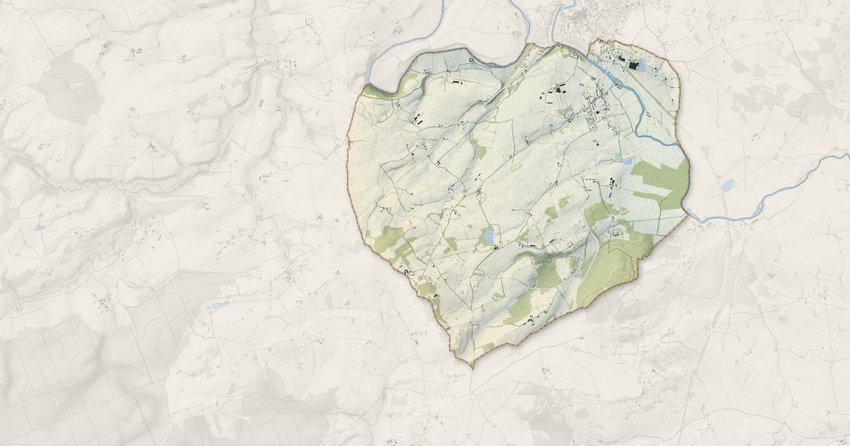 Portrait cartographique de Saint-Aubin-de-Locquenay : relief, eau, forêts, bâti et voies, calculés à partir des données de l'IGN