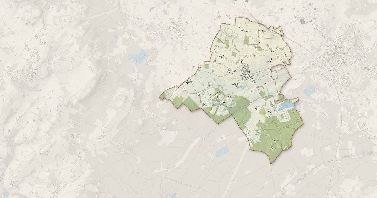 Portrait cartographique de Saint-Biez-en-Belin : relief, eau, forêts, bâti et voies, calculés à partir des données de l'IGN