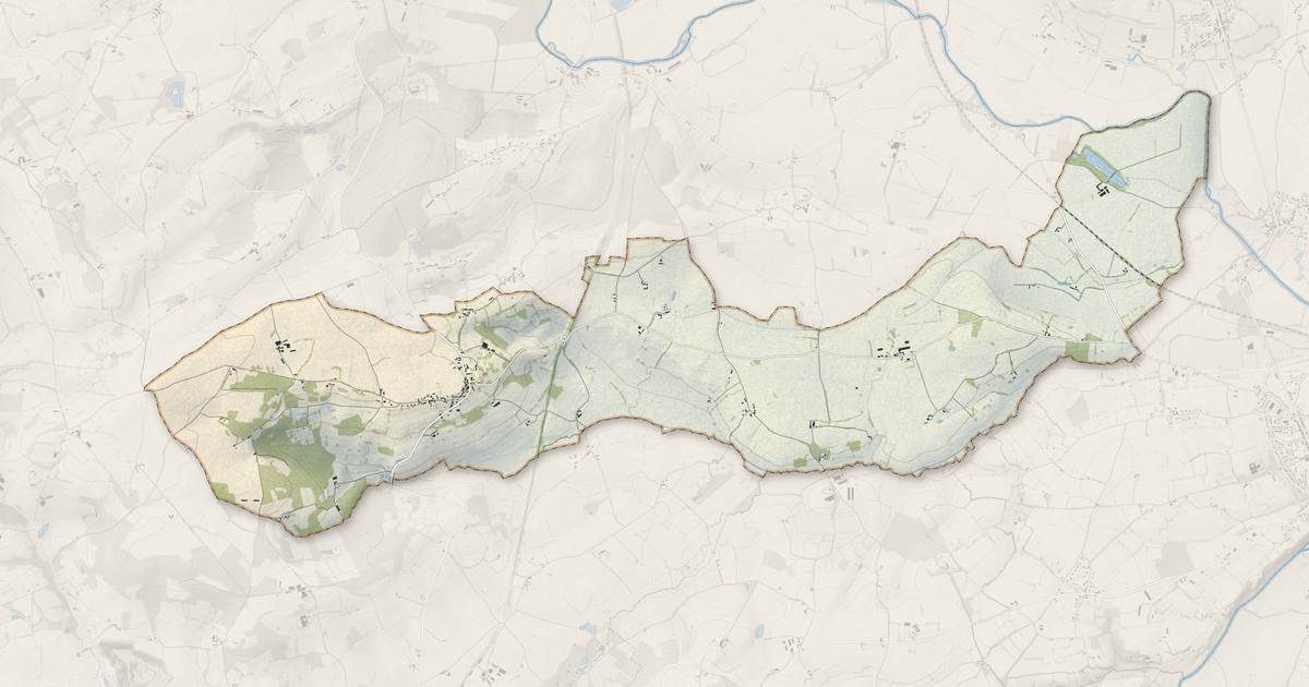 Portrait cartographique de Saint-Christophe-du-Jambet : relief, eau, forêts, bâti et voies, calculés à partir des données de l'IGN