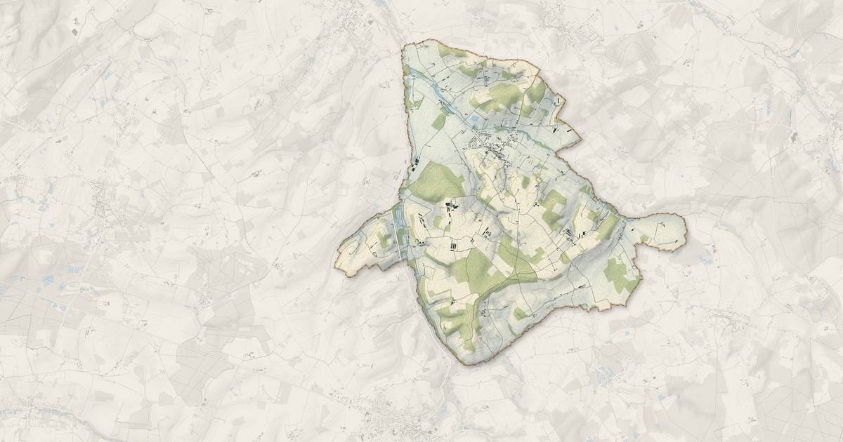 Portrait cartographique de Saint-Michel-de-Chavaignes : relief, eau, forêts, bâti et voies, calculés à partir des données de l'IGN