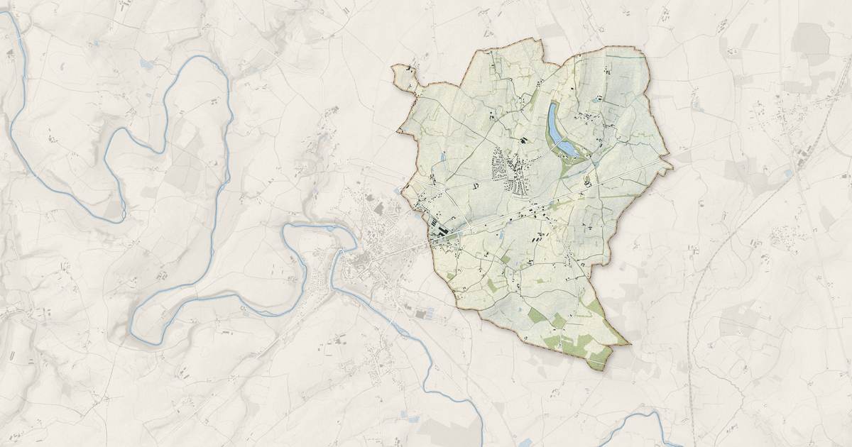 Portrait cartographique de Saint-Ouen-de-Mimbré : relief, eau, forêts, bâti et voies, calculés à partir des données de l'IGN