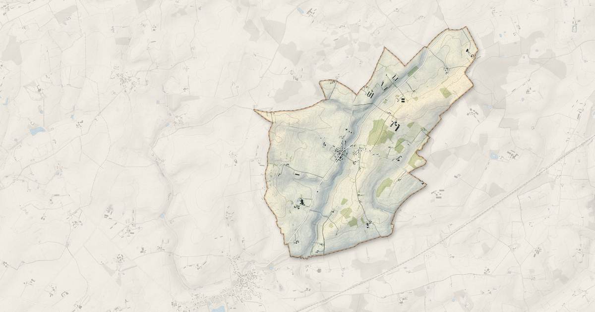 Portrait cartographique de Saint-Pierre-des-Bois : relief, eau, forêts, bâti et voies, calculés à partir des données de l'IGN