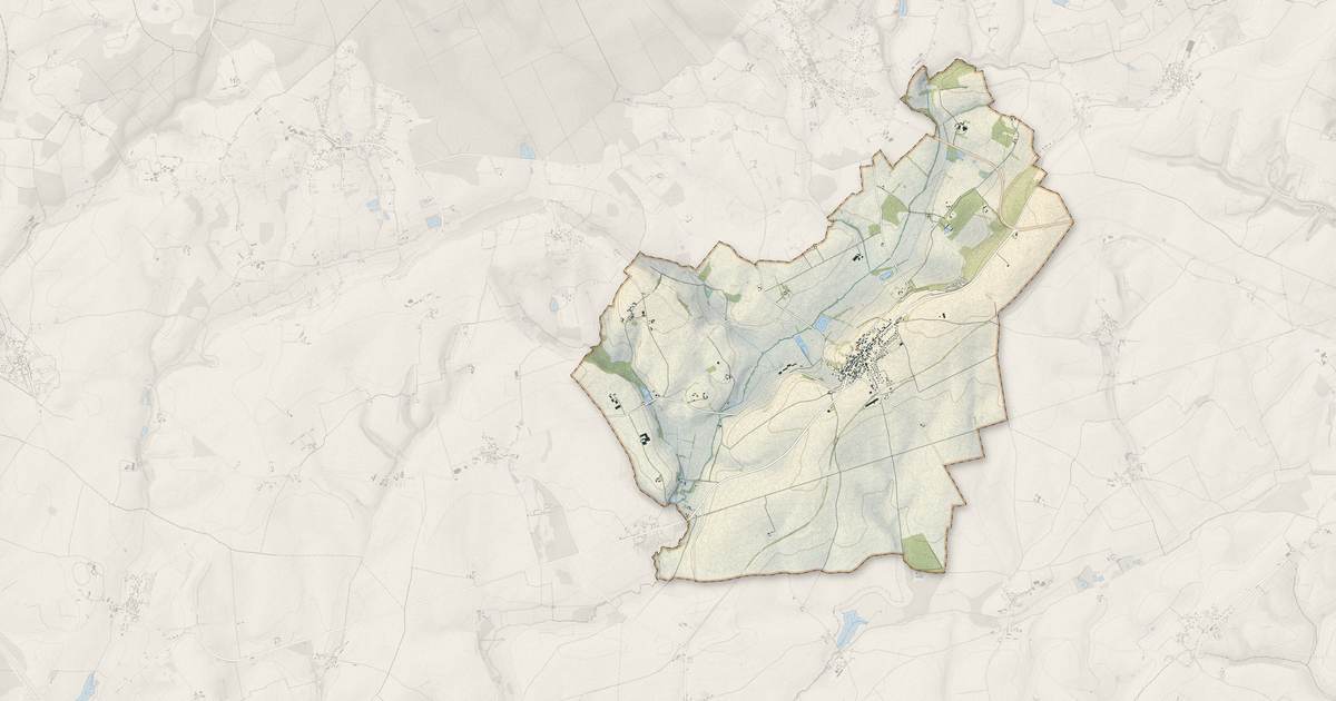 Portrait cartographique de Saint-Rémy-du-Val : relief, eau, forêts, bâti et voies, calculés à partir des données de l'IGN