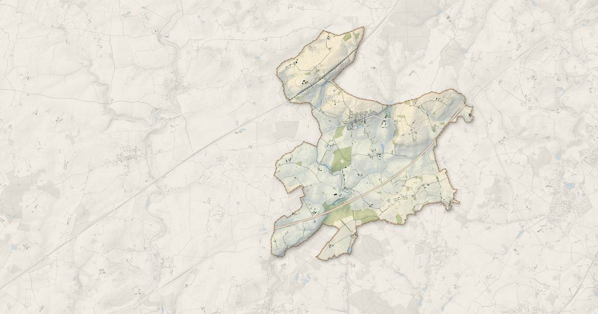 Portrait cartographique de Souligné-Flacé : relief, eau, forêts, bâti et voies, calculés à partir des données de l'IGN